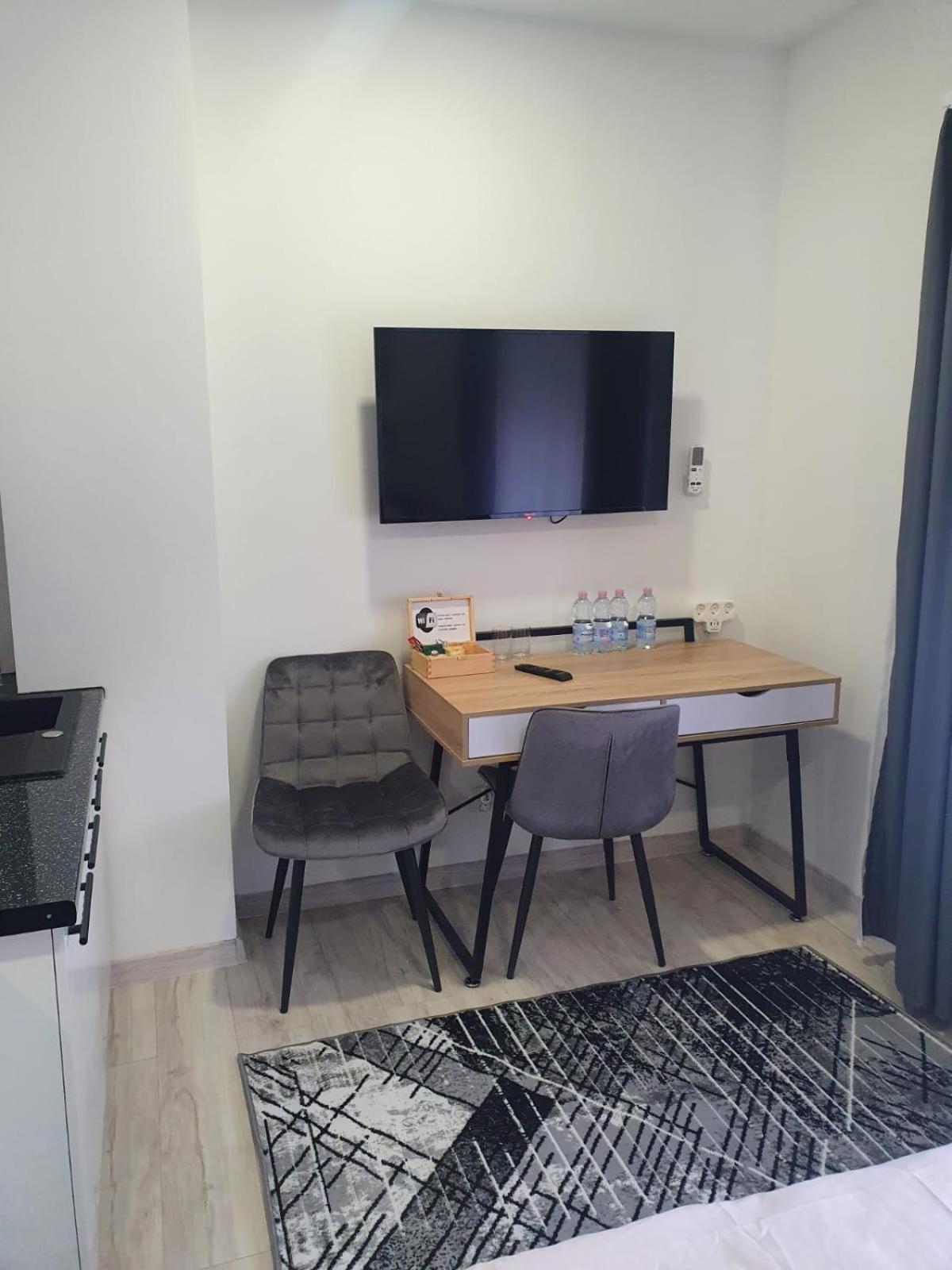 Comfort Stay, Ev, Parking Болеславец Экстерьер фото