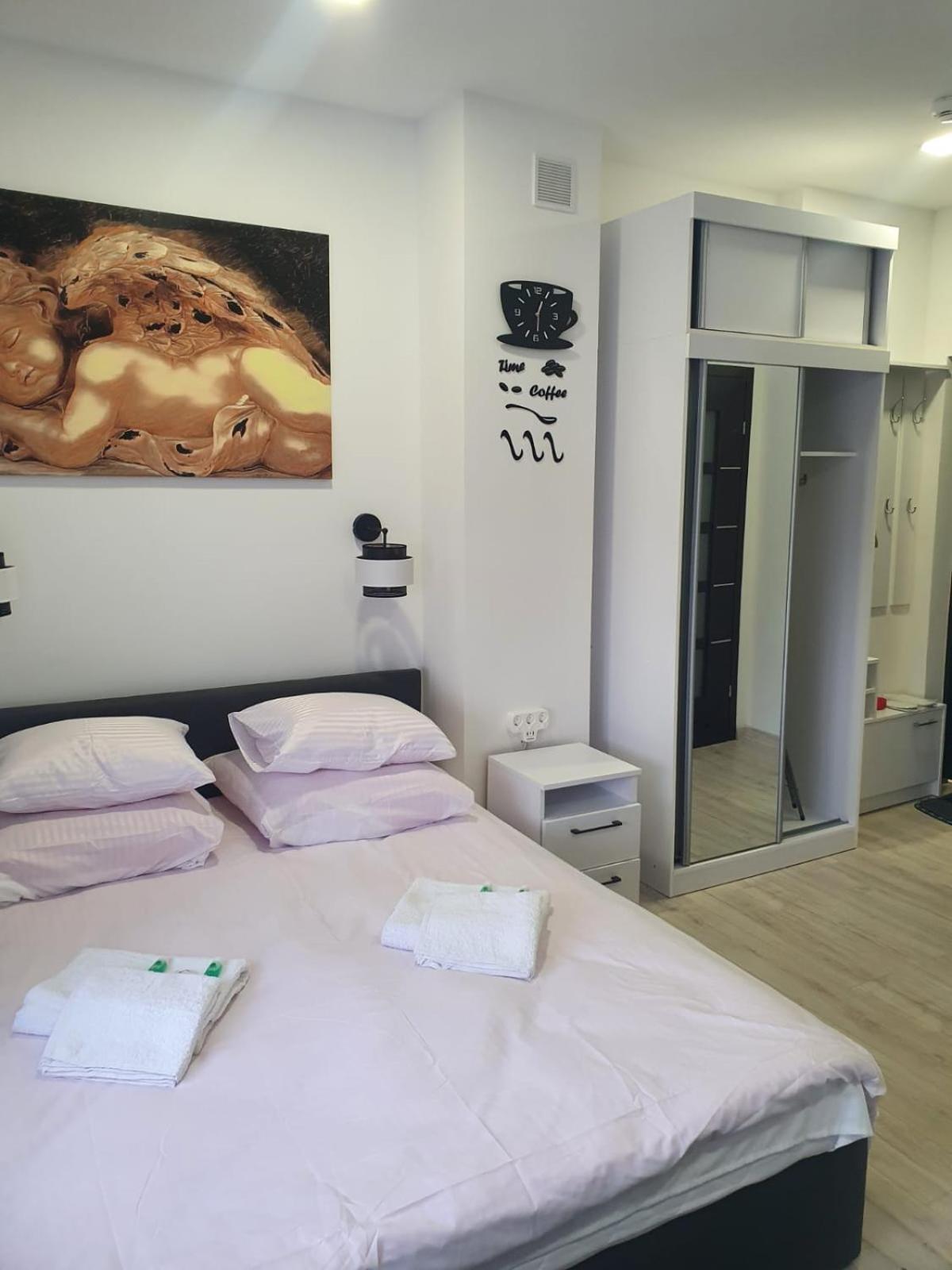 Comfort Stay, Ev, Parking Болеславец Экстерьер фото