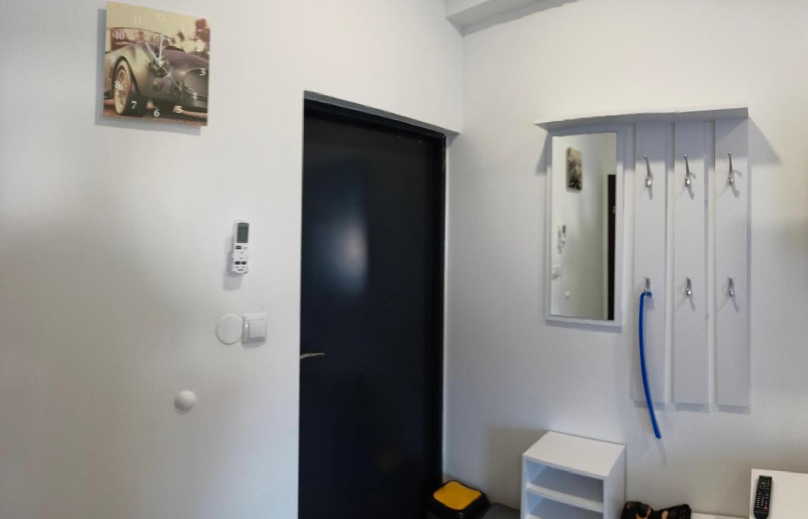 Comfort Stay, Ev, Parking Болеславец Экстерьер фото